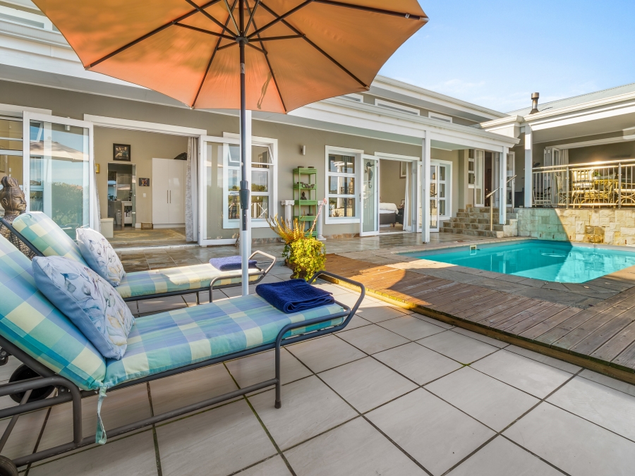 3 Bedroom Property for Sale in Knysna Heights Western Cape